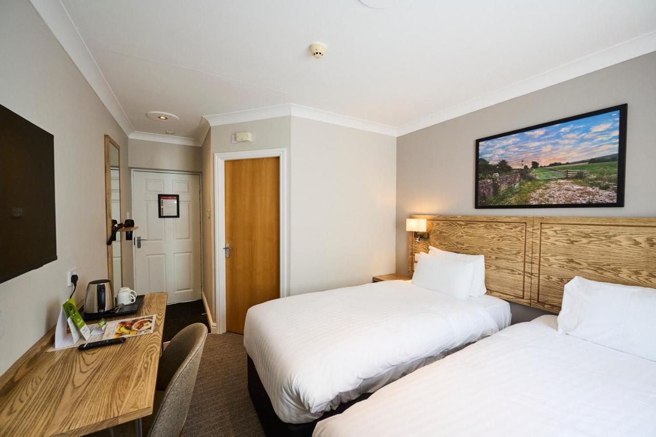 Red Lion, Wigan By Marston'S Inns Rufford Extérieur photo