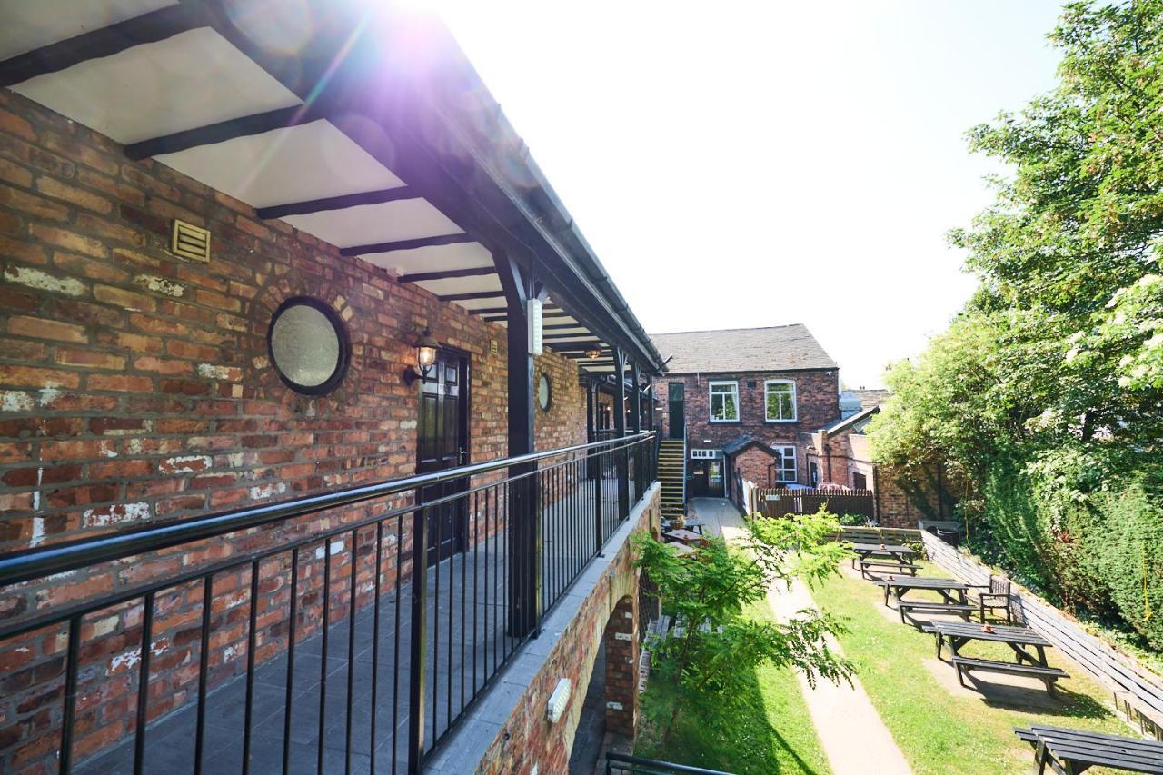 Red Lion, Wigan By Marston'S Inns Rufford Extérieur photo