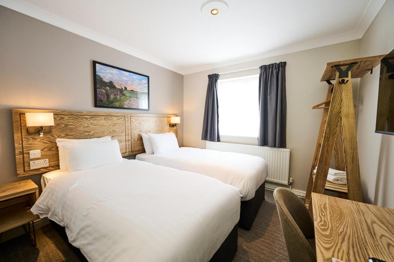 Red Lion, Wigan By Marston'S Inns Rufford Extérieur photo