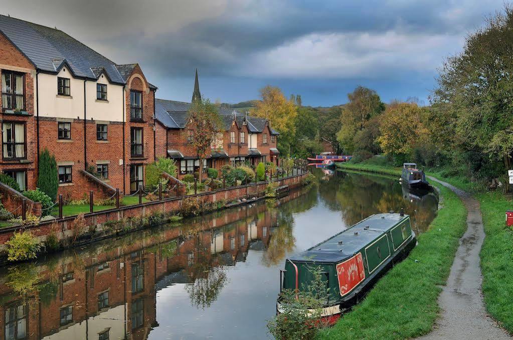 Red Lion, Wigan By Marston'S Inns Rufford Extérieur photo