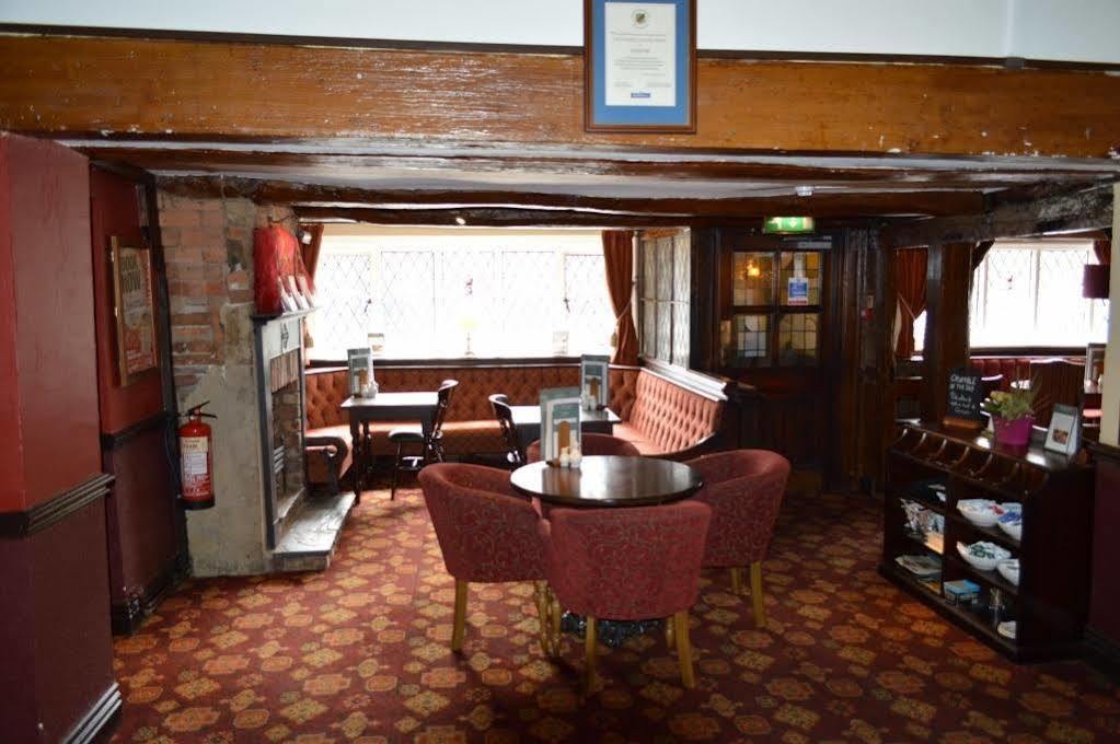 Red Lion, Wigan By Marston'S Inns Rufford Extérieur photo